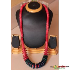 Wood necklace set