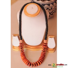 Wood necklace set